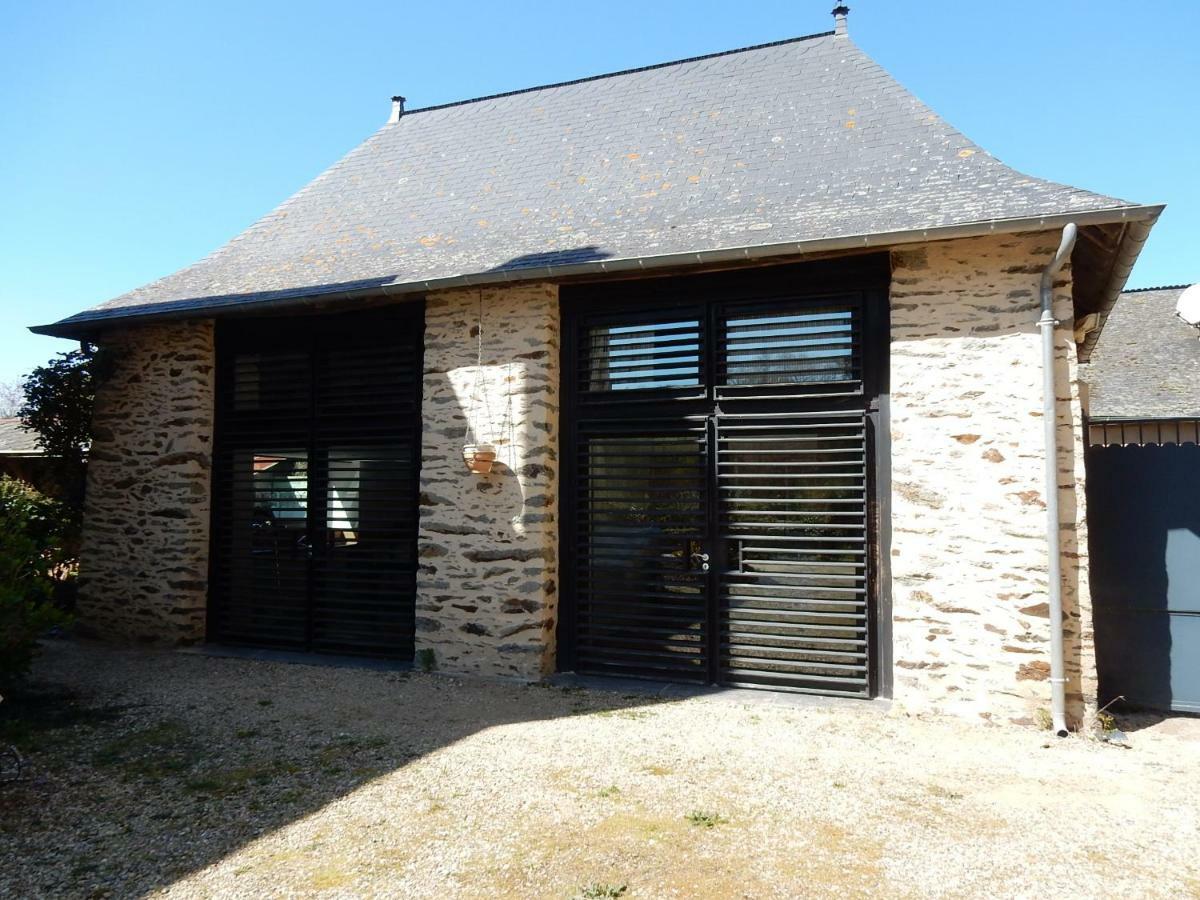 Le Presbytere Du Vigneau Menil Exterior photo